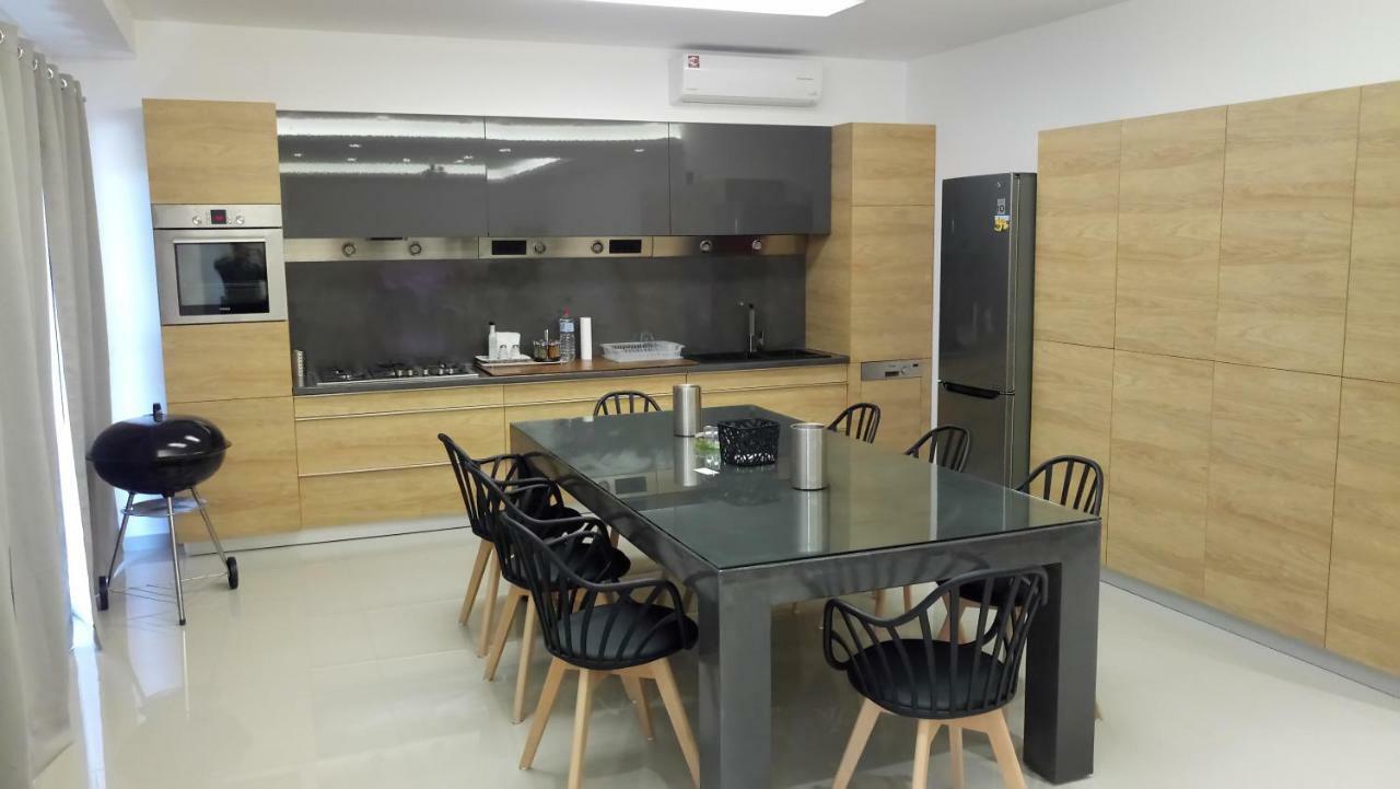 Heraklion Airport Family Lux Apartment Buitenkant foto