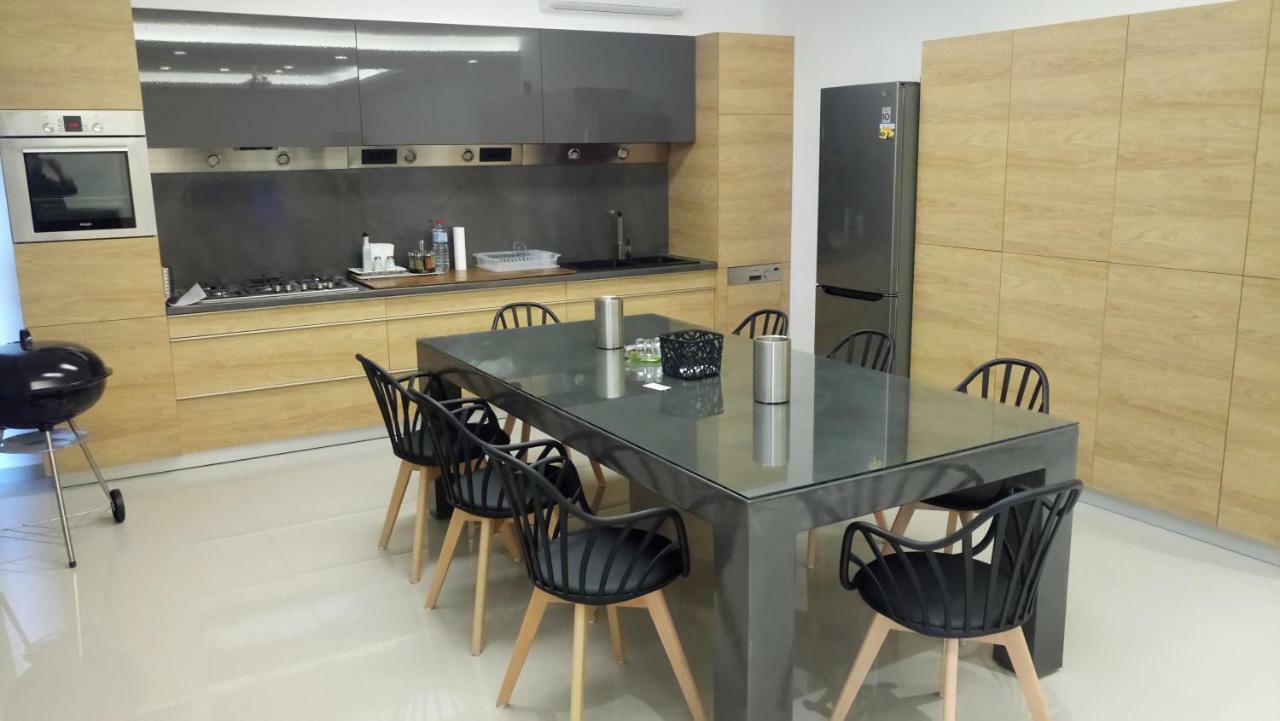 Heraklion Airport Family Lux Apartment Buitenkant foto