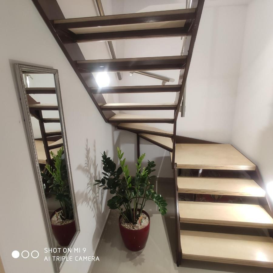 Heraklion Airport Family Lux Apartment Buitenkant foto