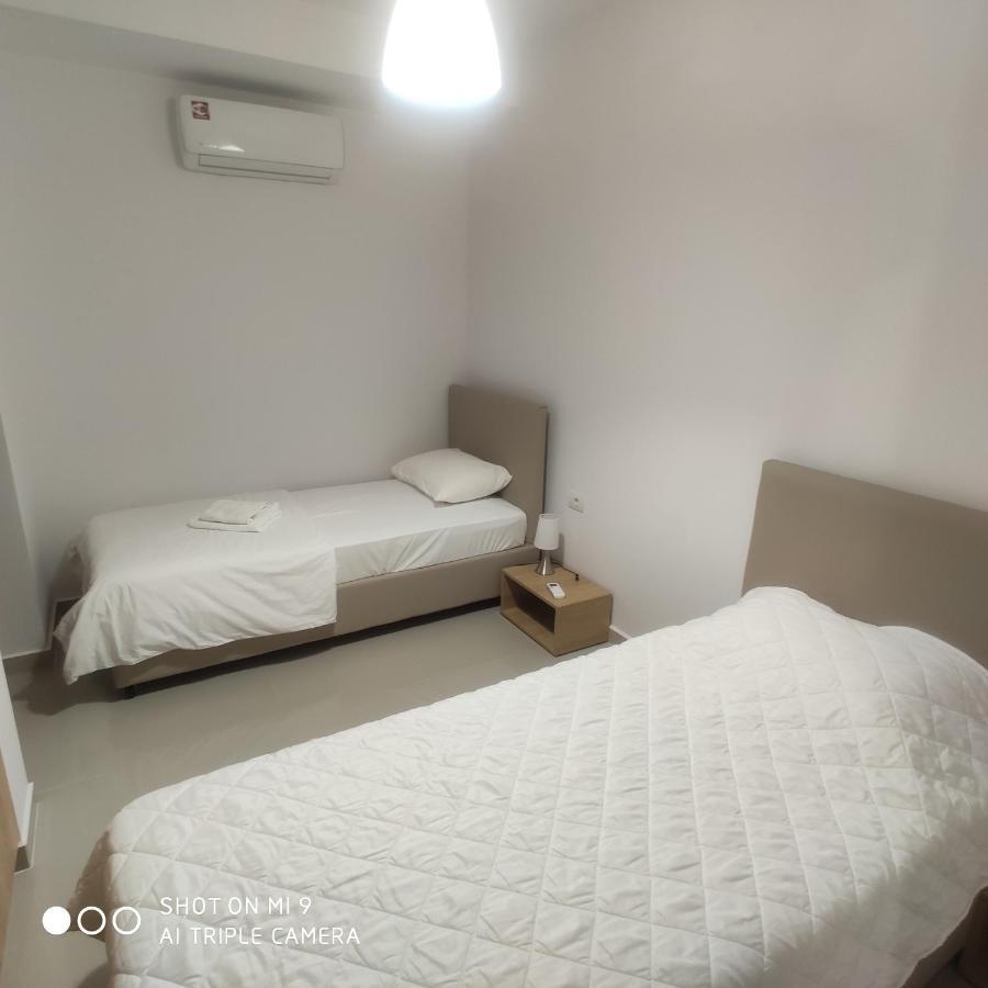 Heraklion Airport Family Lux Apartment Buitenkant foto